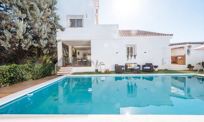 Guillena Villa | Magnifique villa avec piscine