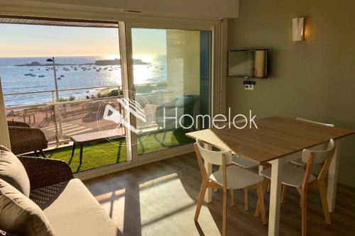 Le Fort Bloque Appartement | Magnifique duplex super cosy Vue mer 180