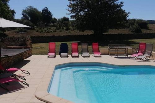 Nuars Maison | Magnifique Maison typique morvan avec piscine