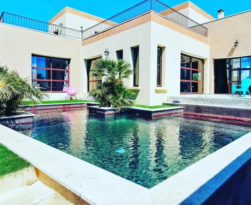 Sauvian Villa | Magnifique villa atypique de 230 m2 avec patio intérieur