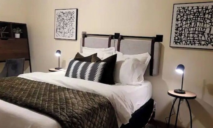 Cardinal Hills Estates Appartement | Magnolia 1 bedroom private unit with private patio