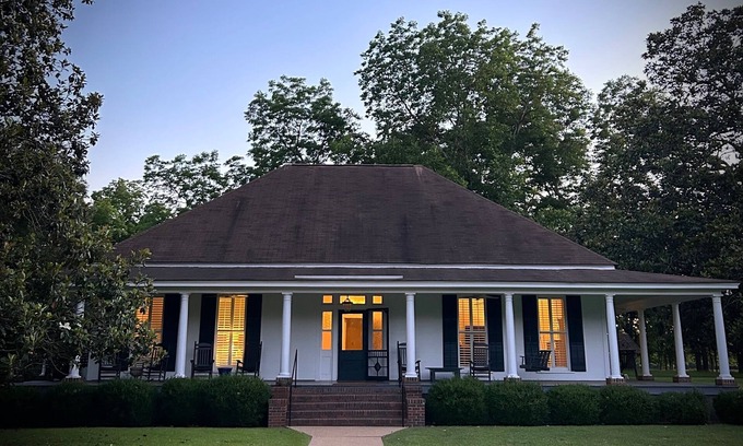 Marion Autre | Magnolia House