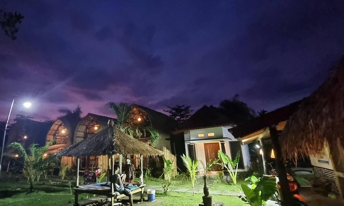 Selong Belanak Cabine | Mahkota Atia Bungallow