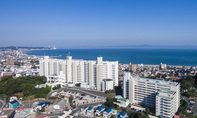 Miura Hôtel | Maholova Minds Miura
