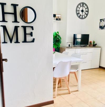 Arona Appartement | Maiden-Art Apartment