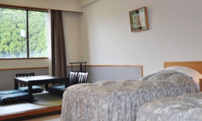 Nakaniikawa-gun Hôtel | Main building JapaneseWestern style room with 2 / Toyama Toyama