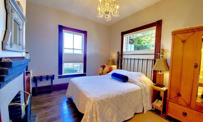 Moss Landing Hôtel | Chambre d'hôtes historique, cheminée, conforme ADA