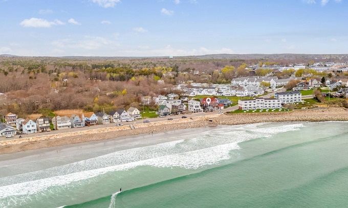 York Beach Maison | Maine Oceanfront Cottage