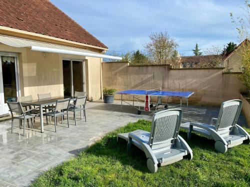 Buzancais Maison | Maison 3 chb-billard-wifi-jardin-canoë
