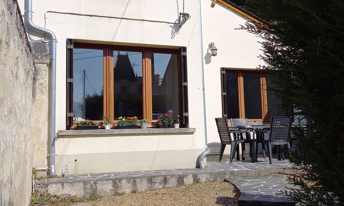 Langeais Maison | MAISON 4/5 PERSONNES AVEC JARDIN LANGEAIS CENTRE