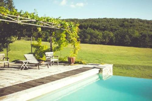 Felines-sur-Rimandoule Maison | MAISON 8 à 10p, piscine, parc, campagne sans voisin en Drôme provençale