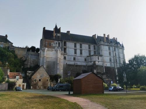 Chateaudun Maison | Maison au pied du château