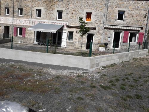 Saint-Julien-Boutieres Maison | MAISON AUGUY