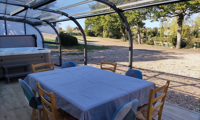 Avrille Maison | Maison avec jacuzzi, proche plages