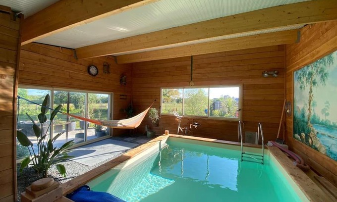Bretteville-sur-Ay Maison | Maison avec piscine intérieure chauffée,sauna, et billard