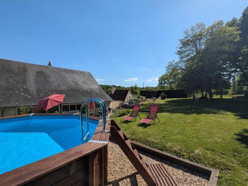 Rouvres-les-Bois Maison | Maison avec piscine privative et jacuzzi à Rouvres-les-Bois - FR-1-591-722