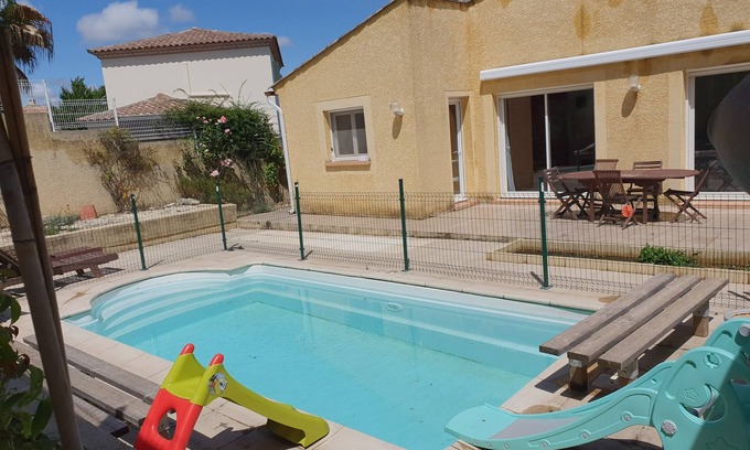 Sommieres Maison | Maison avec piscine, climatisation et située à 2 pas du centre historique