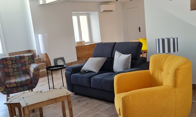 Vinay Maison | Maison avec terrasse et jardin privée.
