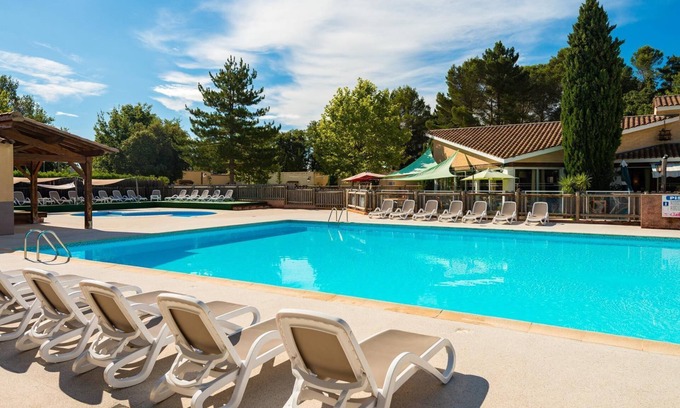 Gaujac Hôtel | Maison avec terrasse | Saisonnier piscine!