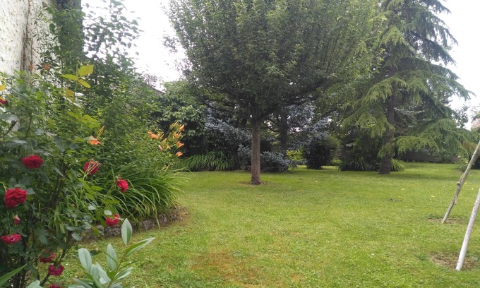 Vulaines-les-Provins Autre | Maison bourgeoise et jardin paysagé ( 5 mn de Provins)