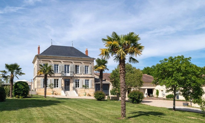 Teuillac Autre | Maison Bourgeoise de caractère au milieu des vignes de Bordeaux