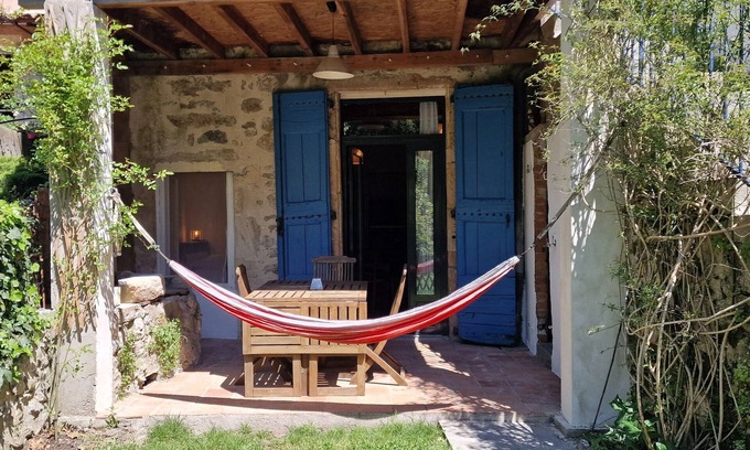 Lasalle Appartement | Maison Cévenole village-calme-frais-nature-rivière