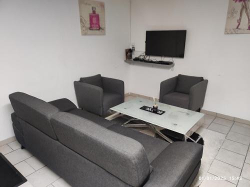 Saint-Amand-les-Eaux Maison | Maison calme, clim, Smart TV, wifi , coeur Saint-Amand