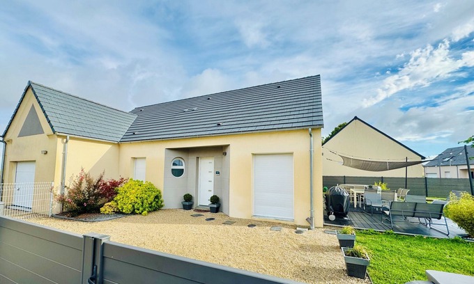 Theuville Maison | Maison Campagne Meublée Tourisme * * * 15 min from Chartres with Jacuzzi