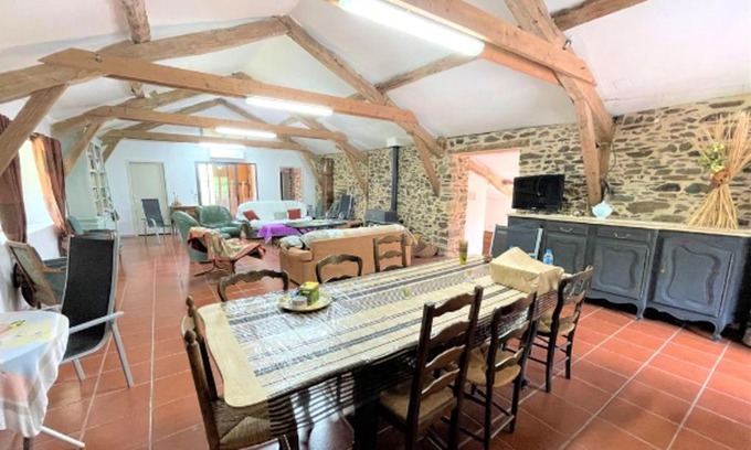 Bagnac-sur-Cele Maison | Maison chaleureuse à Bagnac-sur-Célé 70 m² avec jardin accueillant