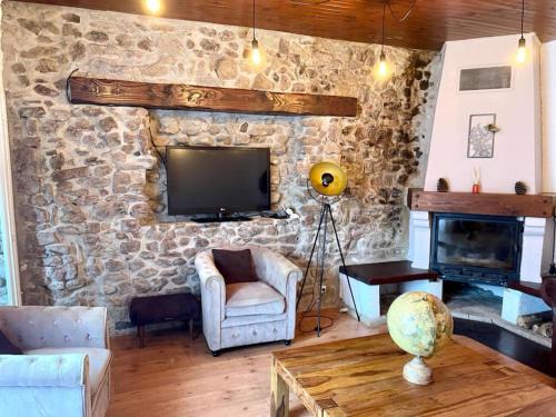 Annonay Maison | Maison chaleureuse et rustique