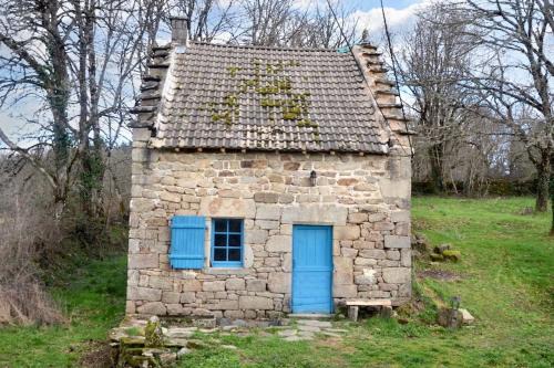 Correze Maison | Maison charmante à Meyrignac-l'Église avec cheminée