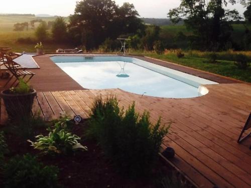 Chateney Maison | Maison charmante à Châteney avec piscine partagée