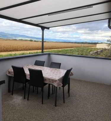 Munwiller Maison | Maison charmante à Munwiller avec terrasse et parking gratuit.