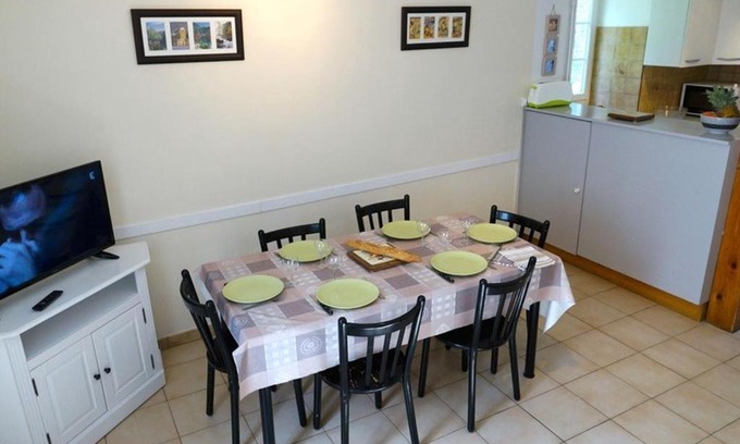 Bagneres-de-Luchon Maison | Maison Charmante 6 Pers, 3 Ch, Terrasse, Jardin, Proche Marché et Télécabine à Luchon - FR-1-313-158