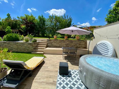 Chauray Maison | Maison chic avec Jacuzzi & Jardin Paisible