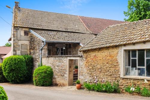 Grevilly Maison | Maison confortable à Grevilly, jardin & parking