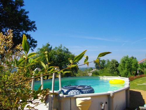 Estibeaux Maison | Maison cosy avec piscine privée à Estibeaux 38 m²