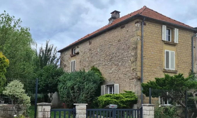 Velorcey Lit Et Petit-Déjeuner | Maison D'hôte Chaleureuse Avec Wi-fi et Jardin Clos