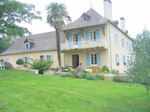 Monein Lit Et Petit-Déjeuner | Maison d'Hôtes Canterou