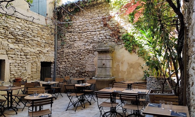Grignan Maison | Maison d'hôtes Le Patio