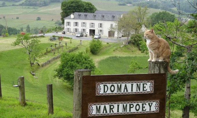 Monein Lit Et Petit-Déjeuner | Maison d'hôtes Marimpoey