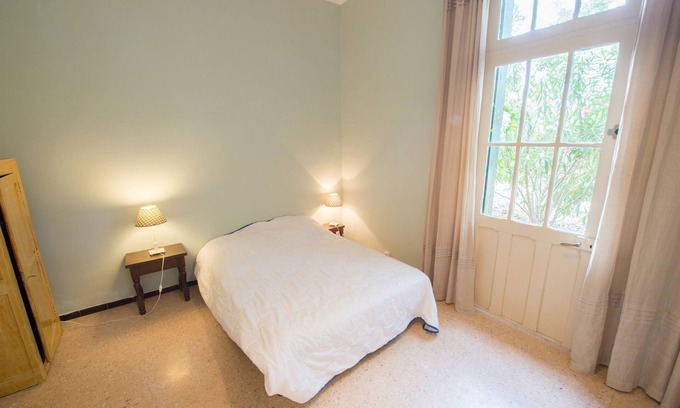 Montagnac Maison | Maison Dans un Domaine Viticole Avec Piscine