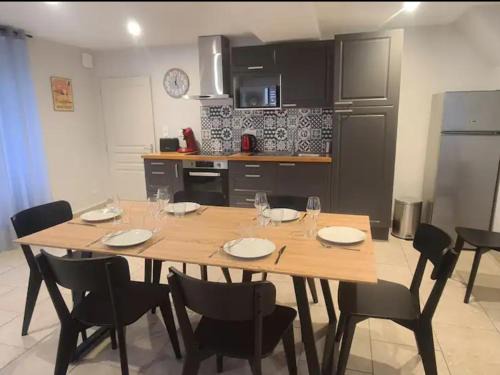 Menetou-Ratel Maison | Maison de bourg vigneronne avec 3 chambres et tout confort, idéale pour la campagne ! - FR-1-586-44
