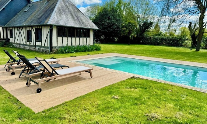 La Roussiere Maison | Maison de Campagne Avec Piscine et Terrain de Sport