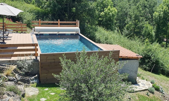 Cazavet Maison | Maison de Campagne Avec Piscine à la Montagne