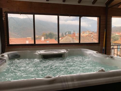 Espira-de-Conflent Maison | Maison de caractère avec jacuzzi entre mer et montagne à Espira de Conflent
