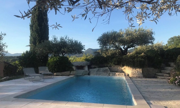 Puymeras Maison | MAZET DE CHARME AVEC VUE SUR LES COLLINES DE LA DRÔME CALME OMBRE ET SOLEIL