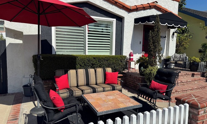 Belmont Shore Maison | AU COEUR DE BELMONT SHORE. . . avec A / C