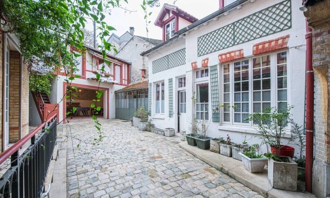 Le Celle-Saint-Cloud Appartement | Charmante maison proche Paris-Versailles