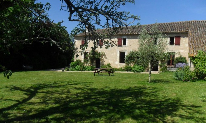 Lugon-et-l'ile-du-Carney Maison | Maison de Bastien